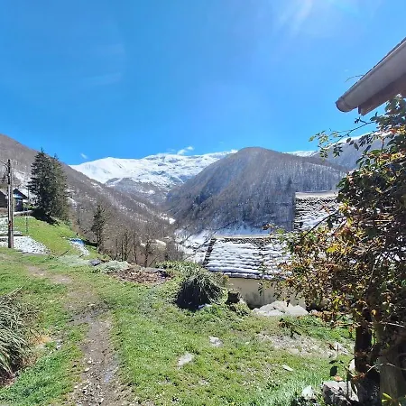 L'escapade Silencieuse, Vue Montagne & Nature, Zen Casa vacanze *